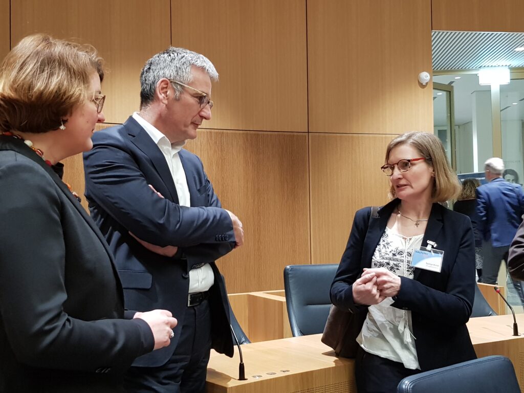 Sonja Kirst im Gespräch mit Hendrik Hering und Frau Stephan